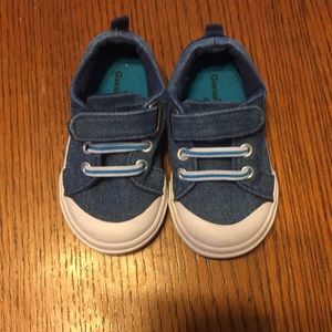 Baby tennis shoes